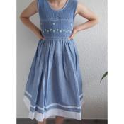 Robe fille à smocks sans manche modèle 2