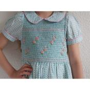 Robe fille à smocks col rond manche courte modèle 2